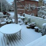 雪景色のテラス